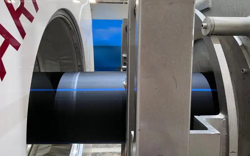 TDR FORZA HDPE pipe manufacturing with WARP thickness measurement control system