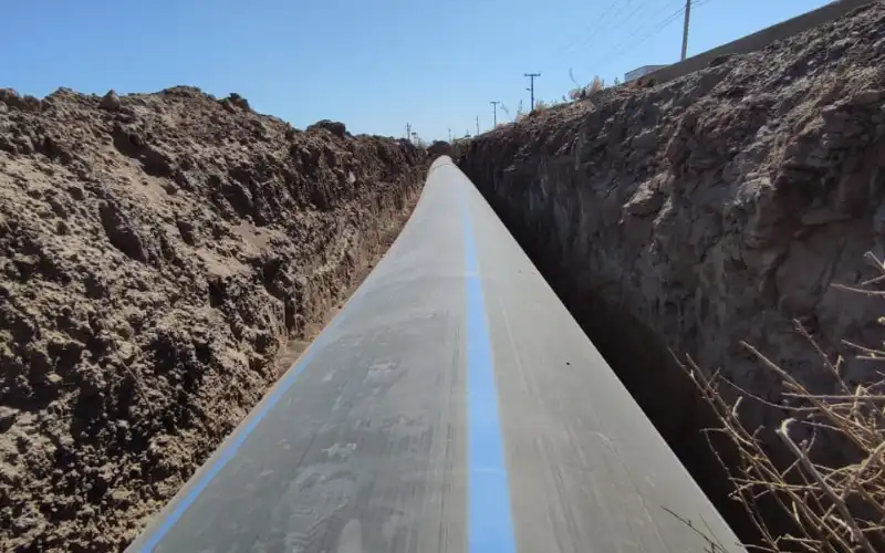 Professional installation of TDR FORZA HDPE pressure pipes in water distribution systems